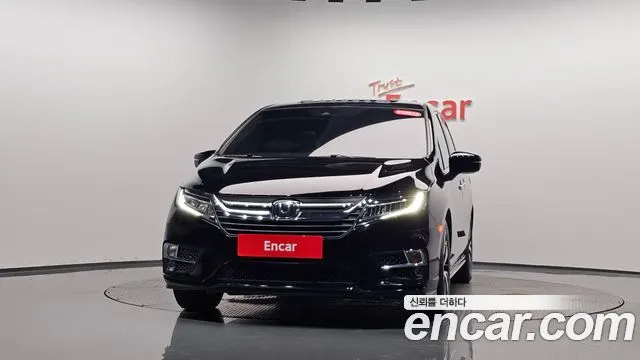 HONDA ODYSSEY 2019 — 81 168 км, чёрный, Корея — под ключ — фото 3