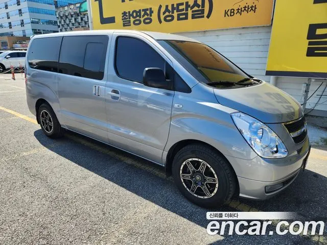 HYUNDAI GRAND STAREX 2015 — 178 898 км, серый, Корея — под ключ — фото 3
