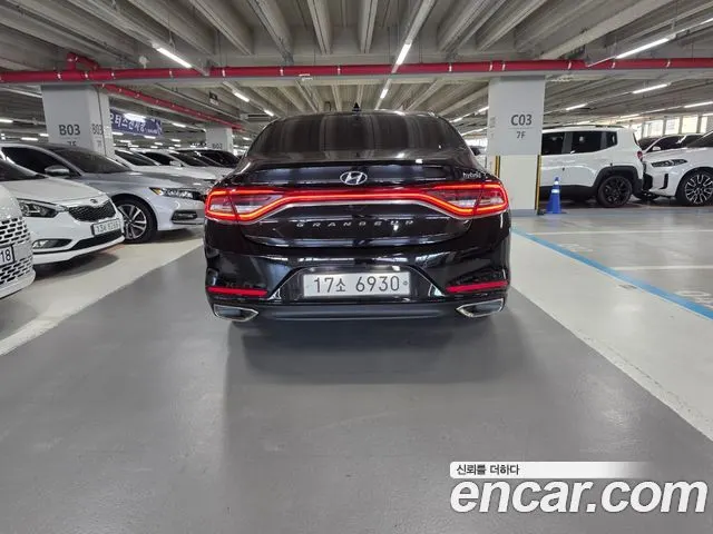 HYUNDAI GRANDEUR HYBRID 2019 — 103 000 км, чёрный, Корея — под ключ — фото 4
