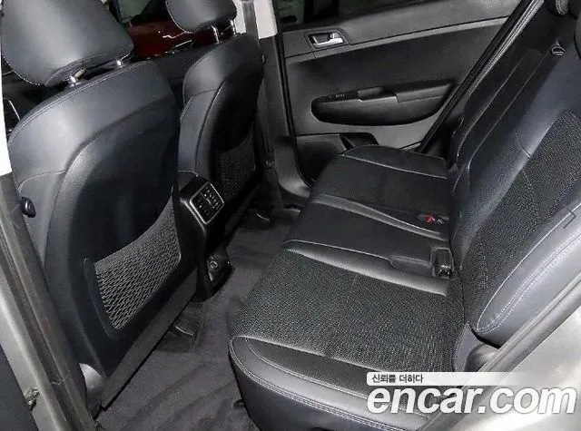 KIA SPORTAGE THE BOLD 2019 — 165 548 км, серебристо-серый, Корея — под ключ — фото 6