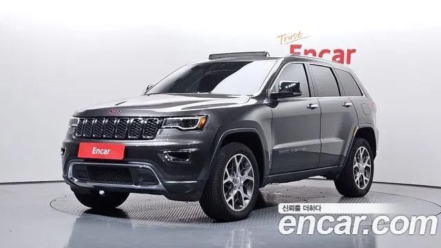 JEEP GRAND CHEROKEE — из Кореи под ключ
