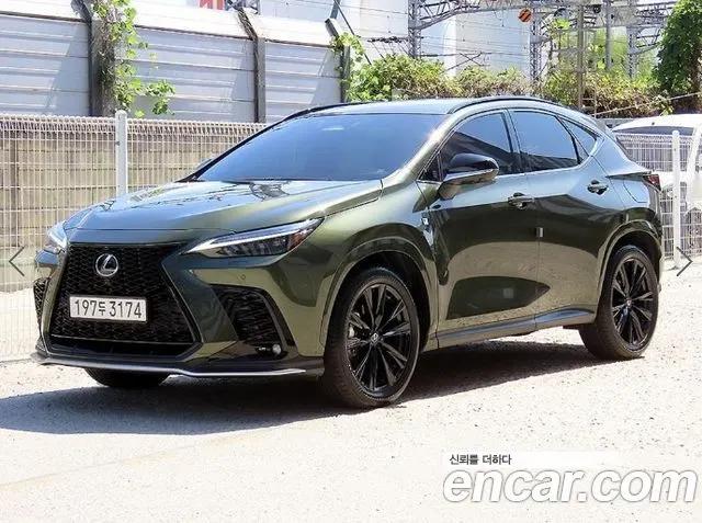 LEXUS NX450H+ 2024 — 41 252 км, тёмно-зелёный, Корея — под ключ — фото 2