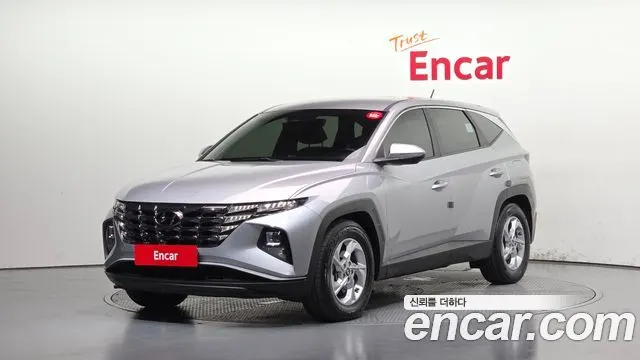 HYUNDAI TUCSON 2022 — 93 633 км, серебристо-серый, Корея — под ключ — фото 1