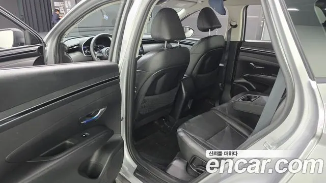 HYUNDAI TUCSON 2022 — 93 633 км, серебристо-серый, Корея — под ключ — фото 11