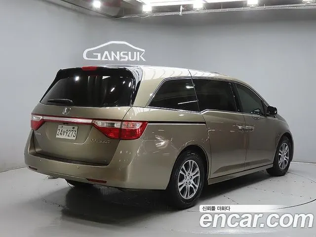 HONDA ODYSSEY 2013 — 154 621 км, золотистый, Корея — под ключ — фото 4