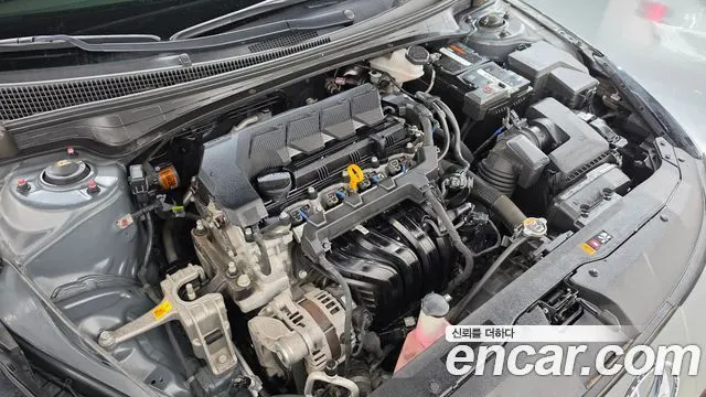 HYUNDAI AVANTE 2021 — 15 012 км, светло-золотистый, Корея — под ключ — фото 6