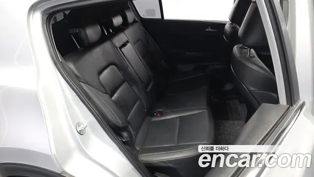 KIA SPORTAGE THE BOLD 2019 — 67 126 км, серебристый, Корея — под ключ — фото 12