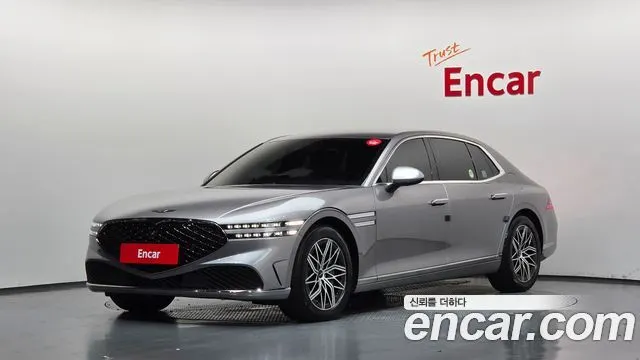 GENESIS G90 2023 — 63 371 км, серебристо-серый, Корея — под ключ — фото 1