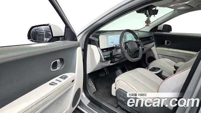 HYUNDAI IONIQ 5 2023 — 74 295 км, серебристо-серый, Корея — под ключ — фото 10