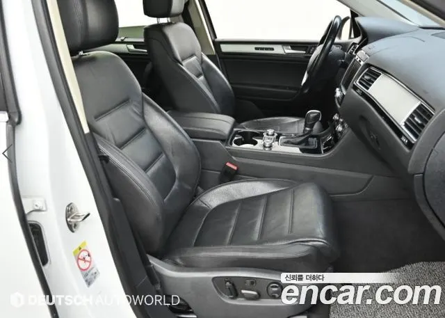 VOLKSWAGEN TOUAREG 2015 — 187 896 км, белый, Корея — под ключ — фото 10