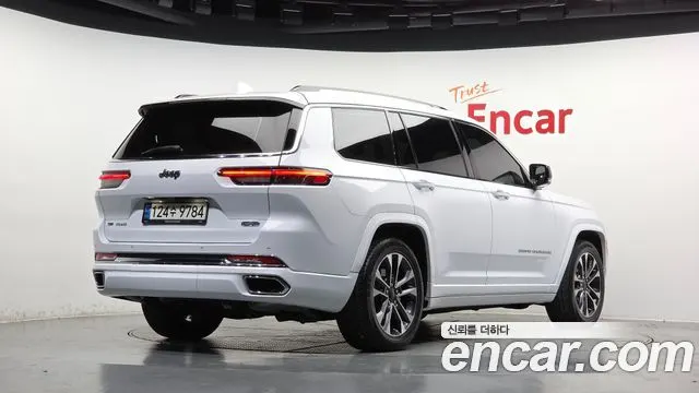 JEEP GRAND CHEROKEE — из Кореи под ключ