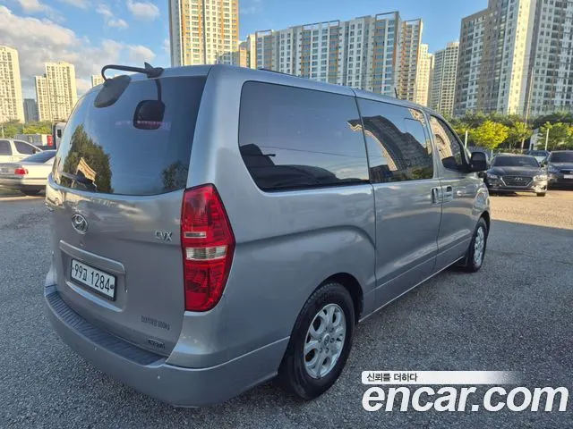 HYUNDAI GRAND STAREX 2011 — 208 175 км, серебристый, Корея — под ключ — фото 4