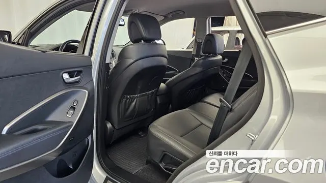 HYUNDAI SANTA FE 2015 — 165 571 км, серебристый, Корея — под ключ — фото 11