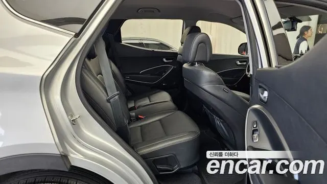 HYUNDAI SANTA FE 2015 — 165 571 км, серебристый, Корея — под ключ — фото 12