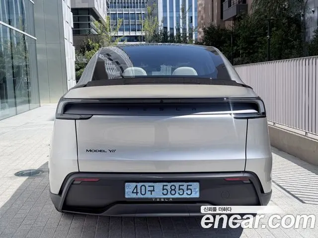 TESLA MODEL Y 2026 — 11 км, серебристо-серый, Корея — под ключ — фото 5