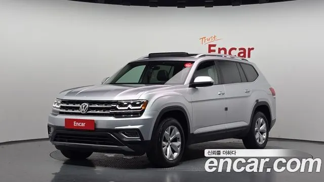 VOLKSWAGEN ATLAS 2018 — 69 125 км, серебристый, Корея — под ключ — фото 1