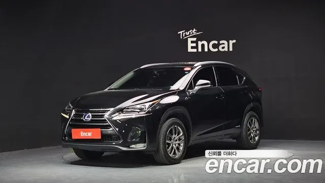 LEXUS NX300H 2017