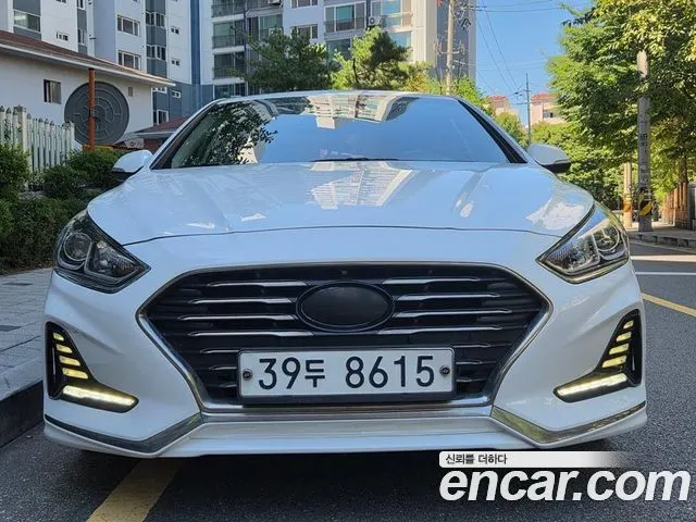 HYUNDAI SONATA HYBRID 2018 — 154 826 км, белый, Корея — под ключ — фото 3