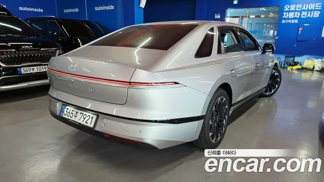 HYUNDAI GRANDEUR 2027 — 482 км, серебристо-серый, Корея — под ключ — фото 4