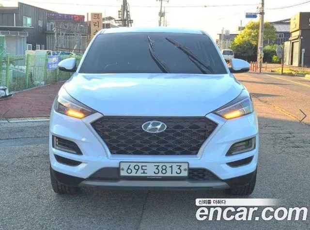 HYUNDAI TUCSON 2019 — 166 062 км, белый, Корея — под ключ — фото 1