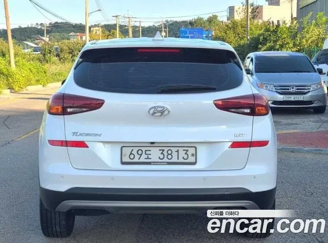 HYUNDAI TUCSON 2019 — 166 062 км, белый, Корея — под ключ — фото 3