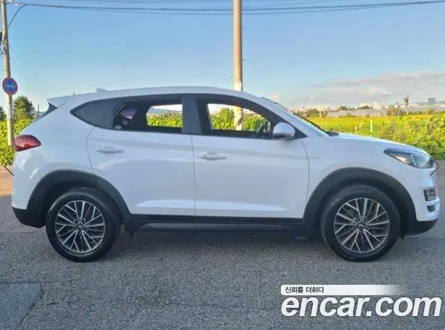 HYUNDAI TUCSON 2019 — 166 062 км, белый, Корея — под ключ — фото 4