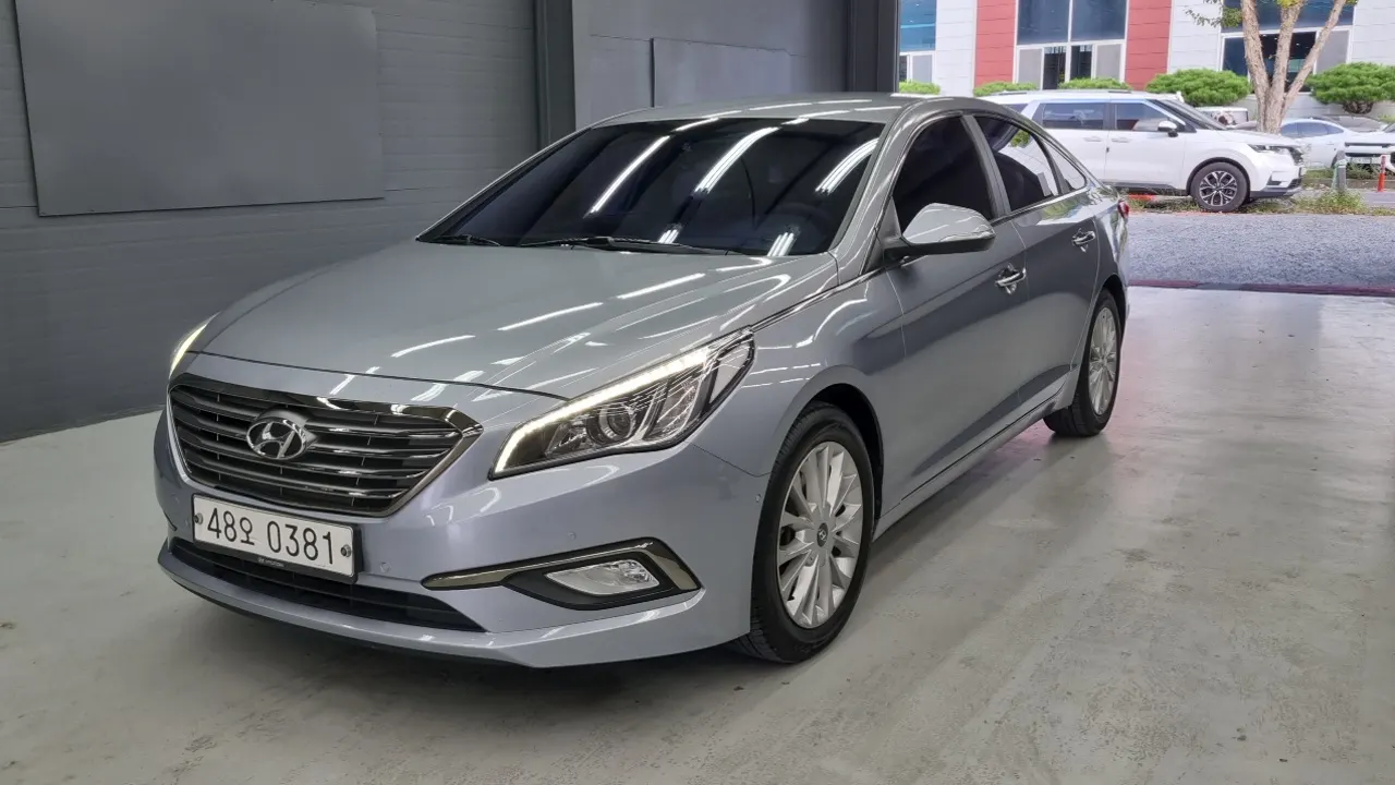 HYUNDAI SONATA 2017 — 167 564 км, серебристо-серый, Корея — под ключ — фото 11