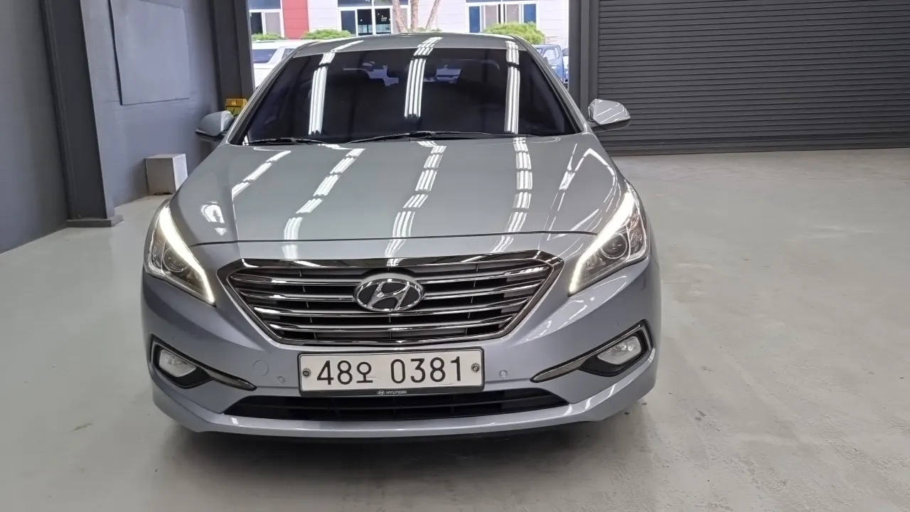 HYUNDAI SONATA 2017 — 167 564 км, серебристо-серый, Корея — под ключ — фото 3