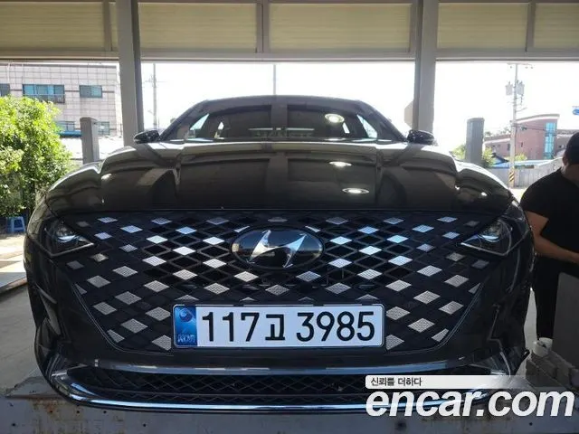 HYUNDAI GRANDEUR — из Кореи под ключ