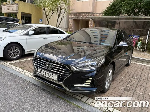 HYUNDAI SONATA 2019 — 247 418 км, чёрный, Корея — под ключ — фото 12