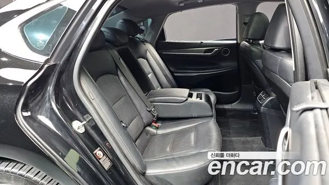 HYUNDAI GRANDEUR 2019 — 187 929 км, чёрный, Корея — под ключ — фото 11