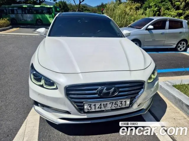HYUNDAI GRANDEUR HYBRID — из Кореи под ключ