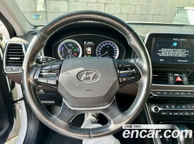 HYUNDAI GRANDEUR HYBRID 2019 — 215 348 км, белый, Корея — под ключ — фото 5