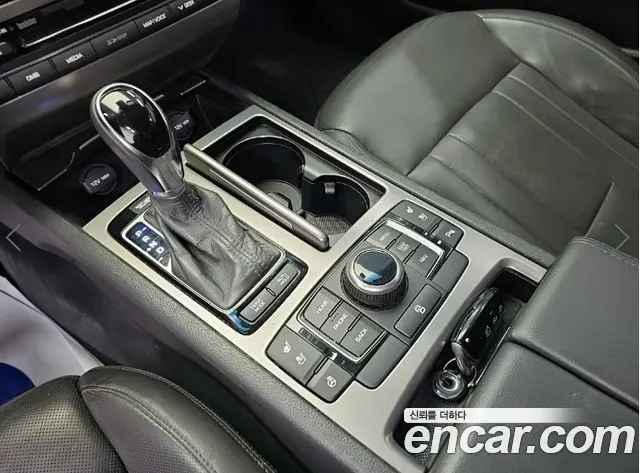 HYUNDAI GENESIS DH 2015 — 140 729 км, серебристо-серый, Корея — под ключ — фото 8