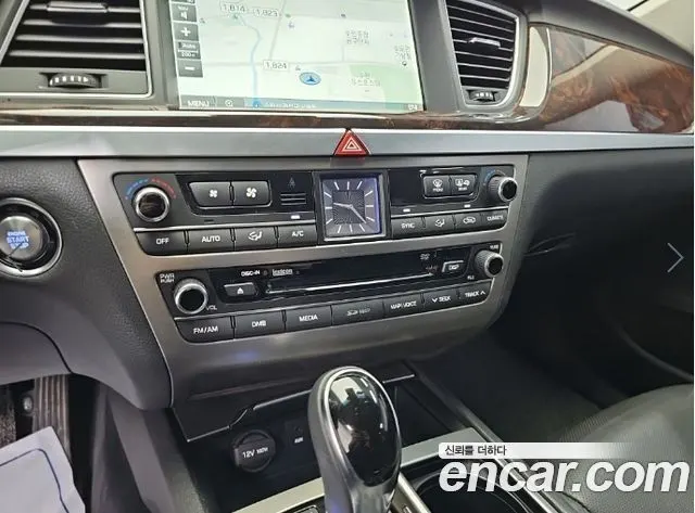 HYUNDAI GENESIS DH 2015 — 140 729 км, серебристо-серый, Корея — под ключ — фото 10