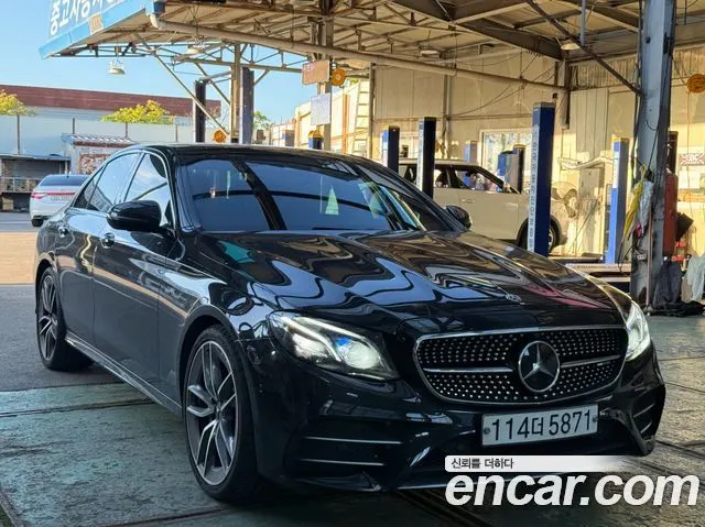 MERCEDES-BENZ E-CLASS W213 2019 — из Кореи под ключ