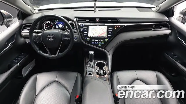 TOYOTA CAMRY 2019 — 93 705 км, белый, Корея — под ключ — фото 7