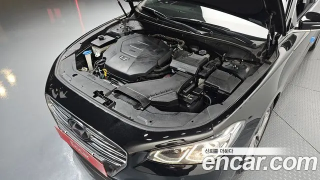 HYUNDAI GRANDEUR 2018 — 125 640 км, чёрный, Корея — под ключ — фото 6