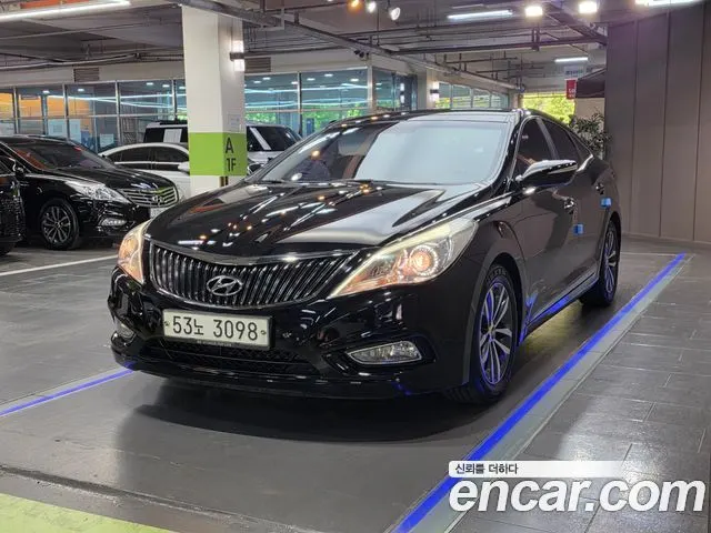 HYUNDAI GRANDEUR — из Кореи под ключ