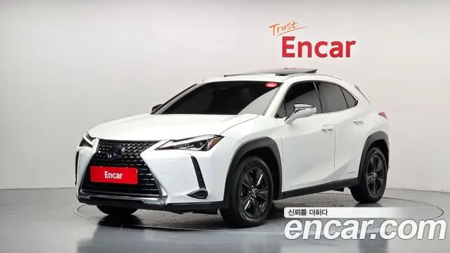 LEXUS UX250H 2021