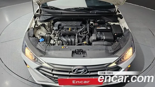 HYUNDAI AVANTE 2019 — 155 225 км, белый, Корея — под ключ — фото 6