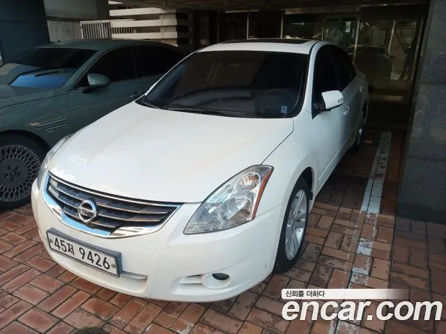 NISSAN ALTIMA 2010