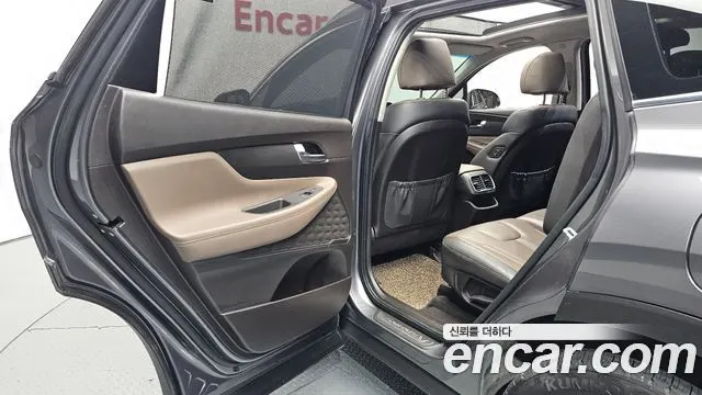 HYUNDAI SANTA FE 2019 — 186 479 км, коричневый, Корея — под ключ — фото 12