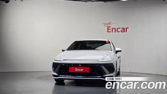 HYUNDAI SONATA 2025 — 7 886 км, белый, Корея — под ключ — фото 3