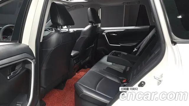 TOYOTA RAV4 2019 — 84 423 км, белый, Корея — под ключ — фото 12