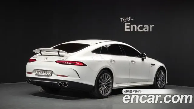 MERCEDES-BENZ AMG GT 2019
