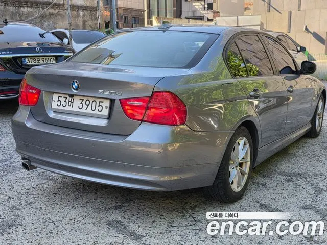 BMW 3 SERIES 2011 — 165 372 км, серый, Корея — под ключ — фото 2