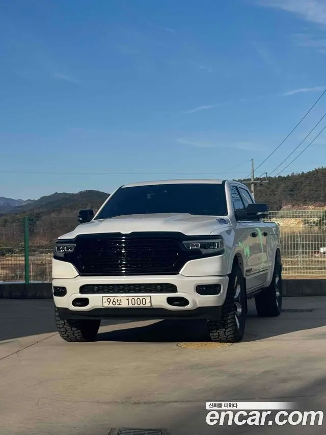 DODGE RAM PICKUP 2021