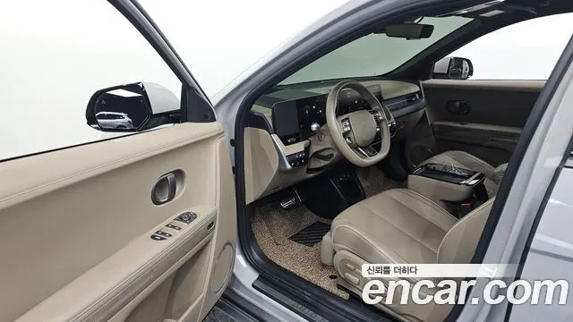 HYUNDAI IONIQ 5 2025 — 44 230 км, серебристо-серый, Корея — под ключ — фото 10