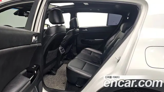 KIA SPORTAGE THE BOLD 2019 — 139 230 км, белый, Корея — под ключ — фото 12